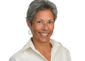 Julia Dias KC